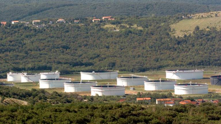 Skrbi ga, ker se tržaška in dolinska uprava še nista odzvali