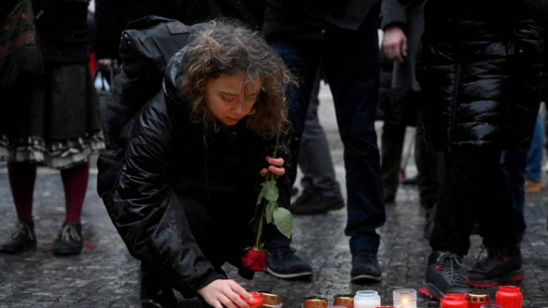Na Češkem v soboto dan žalovanja po strelskem napadu