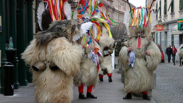 Zaradi poletnega pusta jutri (sobota) zaprto nabrežje