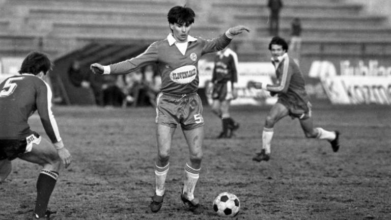 Umrl nekdanji znani slovenski nogometaš Marko Elsner