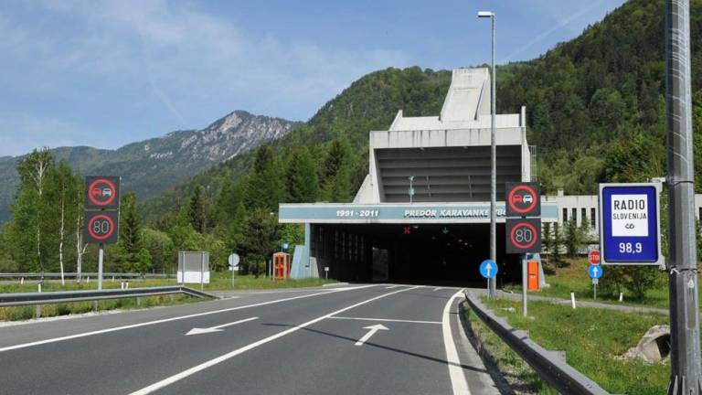 Slovenija na meji z Avstrijo vzpostavlja 13 kontrolnih točk