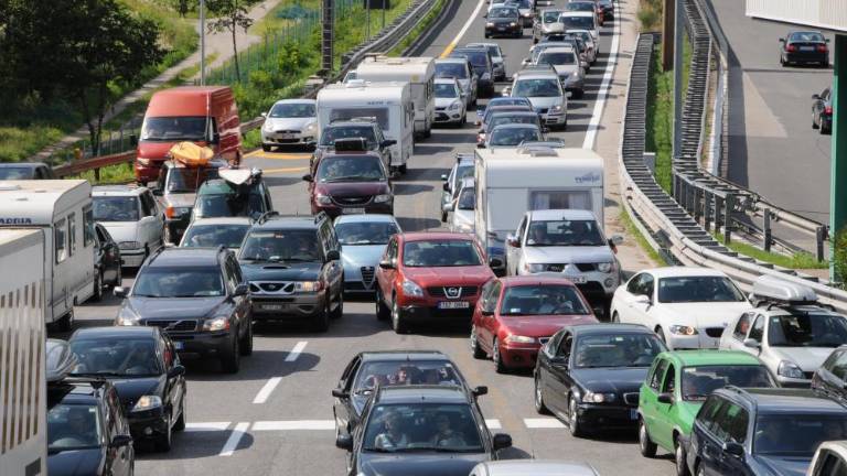 Na avtocestah se začenja prvi »črni« poletni vikend
