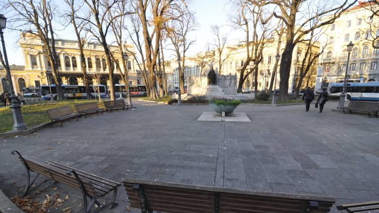 Ob vikendih nič več pomoči migrantom, da to ne bi motilo družabnosti