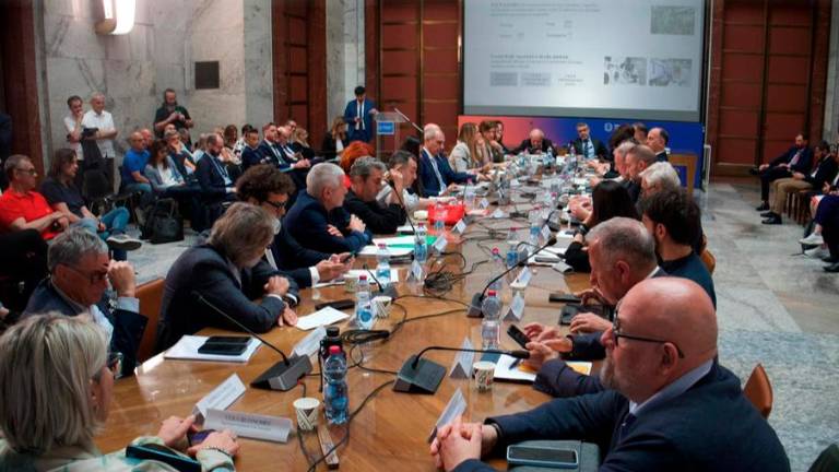 »Electrolux naj do 15. junija pripravi nov industrijski načrt«
