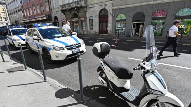 Nesreča v Ulici Ghega ohromila promet v mestu