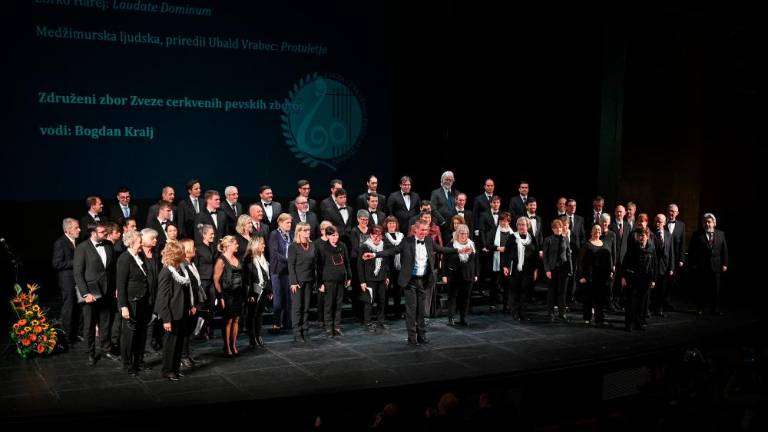 Na koncertu ob visokem jubileju končno dobili zaslužen aplavz