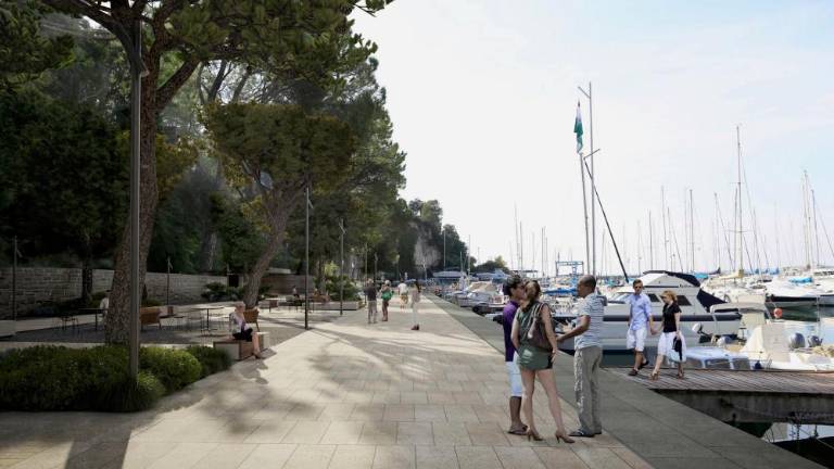 Grljanski portič bo deležen prenove