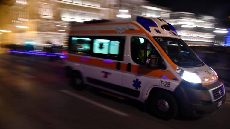 V tržaškem stanovanju zabodel žensko