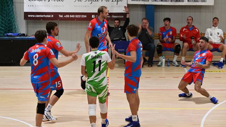 SloVolley šele po petem setu