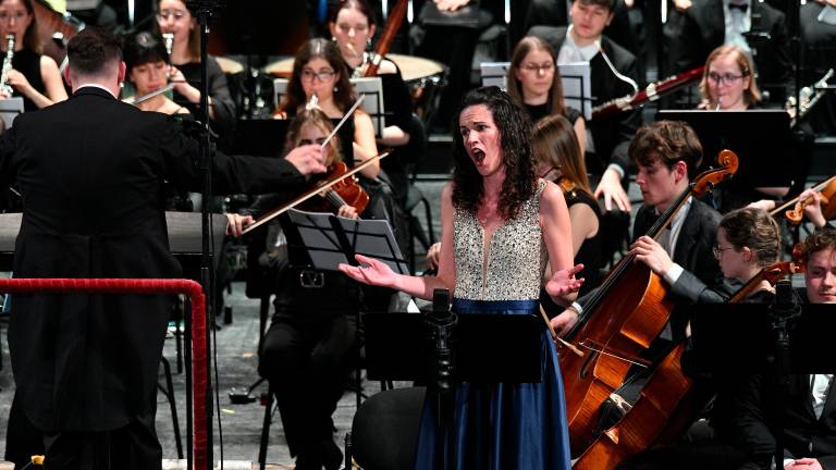 V Trstu prvič zadonel Zlatorog