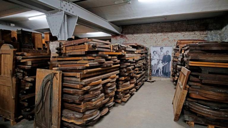 Množičen odhod Italijanov dobil stalno bivališče