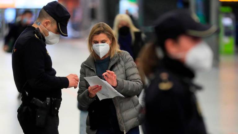 »Špijoni« namesto policistov?