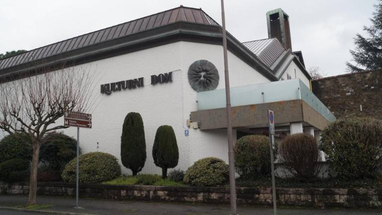 Komigo pod vprašajem