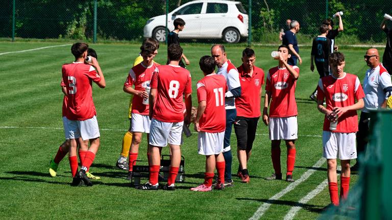 Združena nogometna ekipa Vesna Zarja pokrajinski prvak U16