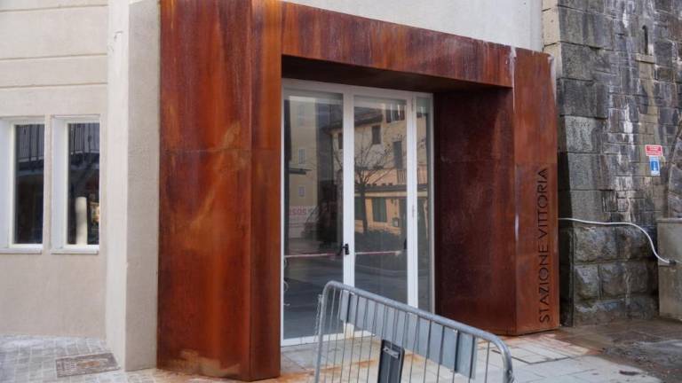 Vzpenjača v zaključni fazi, kmalu še dela na območju šotora