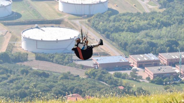 Nono Tullio bi 92. rojstni dan praznoval v zraku