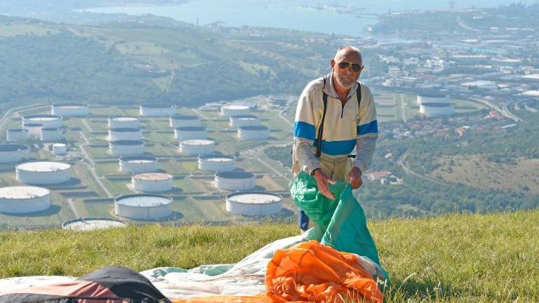 Nono Tullio bi 92. rojstni dan praznoval v zraku