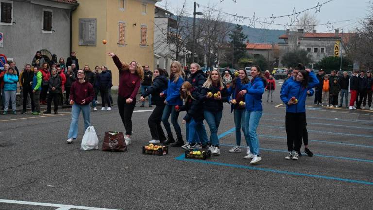 Starodavni običaj lučanja v Boljuncu