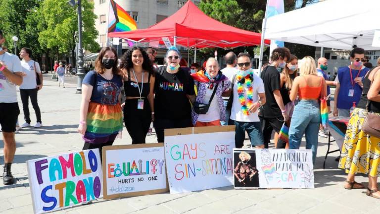 Čezmejna parada ponosa