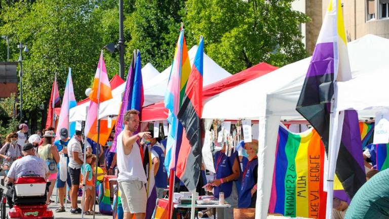 Čezmejna parada ponosa