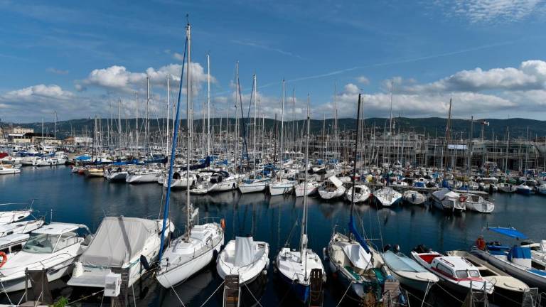 V Sloveniji od danes globe za neregistrirana plovila