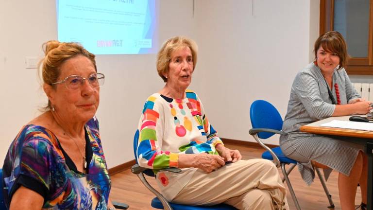 Mladim pomagajo pri socializaciji