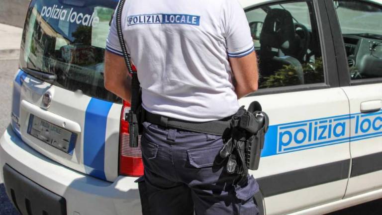 Na Opčinah so prvi dobili pištole