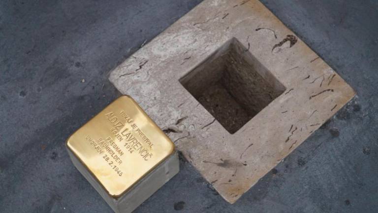 Tlakovec spomina so dobili še Bruno, Mario in Alojz