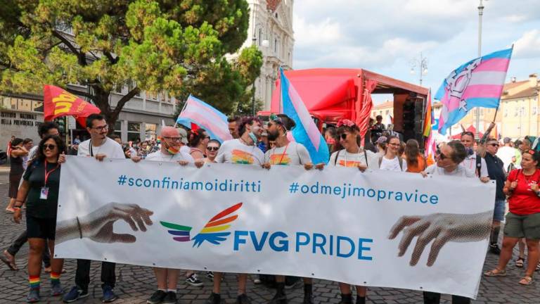 Čezmejna parada ponosa