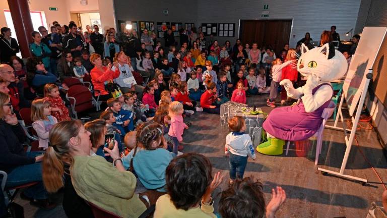 Pravljicam posvetili cel dan