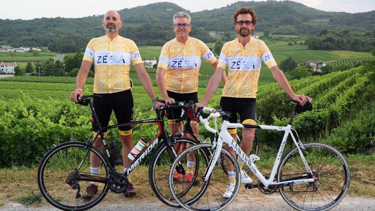 S kolesarskimi dresi do sredstev za otroško bolnišnico