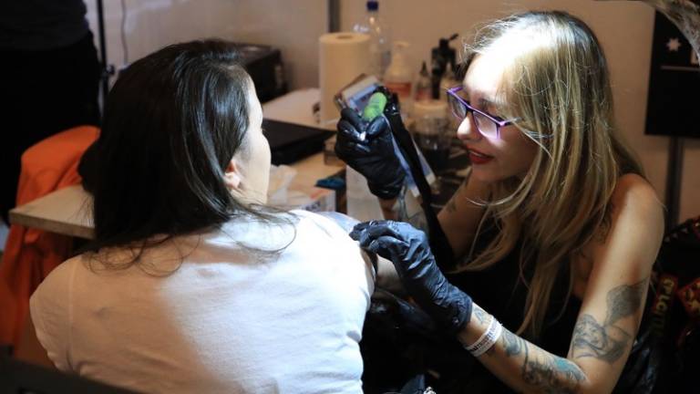 V kraljestvu tetovaž