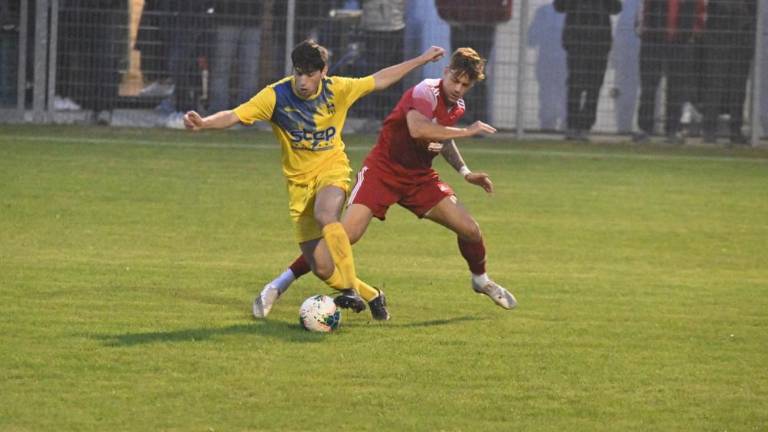 Derbi v Repnu brez zmagovalca