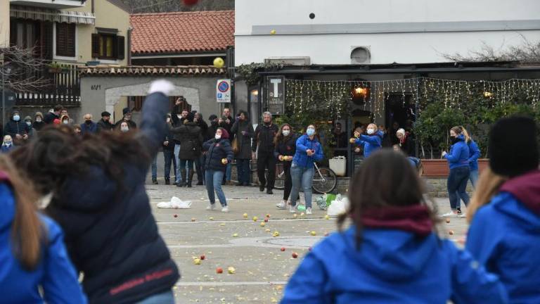 Lučanje v Boljuncu z novo frejlo na čelu