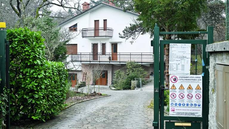 Na Opčinah nočejo mladih migrantov v centru vasi