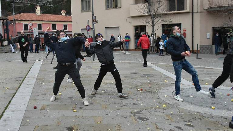 V Boljuncu letela jabolka