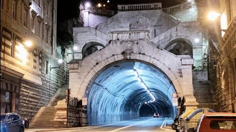 Nočno zaprtje predora Sandrinelli