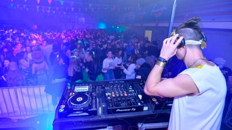 Pustni ples v Zgoniku