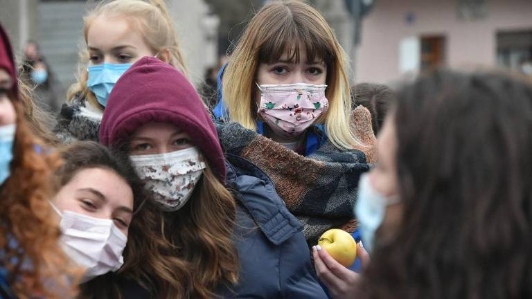 V Boljuncu letela jabolka