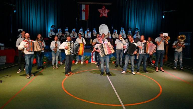 Slovensko kulturno društvo Rdeča zvezda iz Saleža praznovalo 80 let delovanja