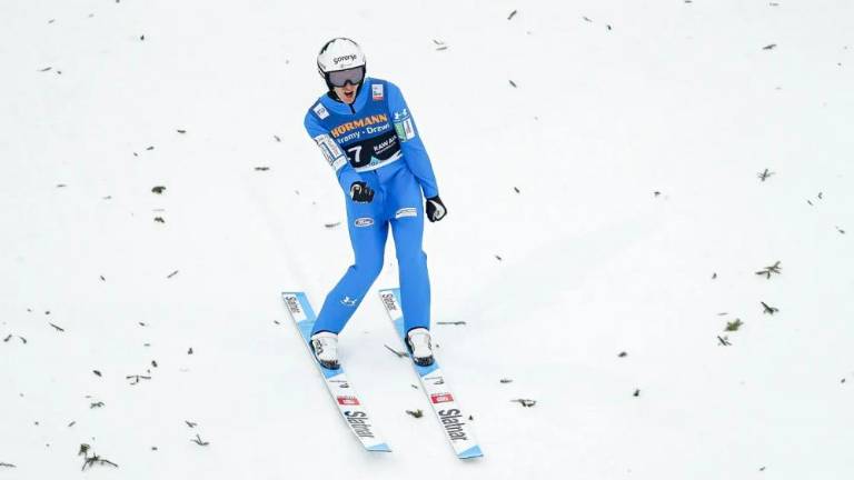 Peter Prevc najboljši v kvalifikacijah Vikersunda