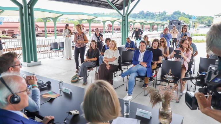 Brezmejni dodatek Okusom