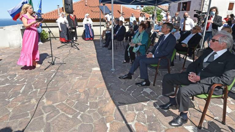 Slovenski predsednik v Križu