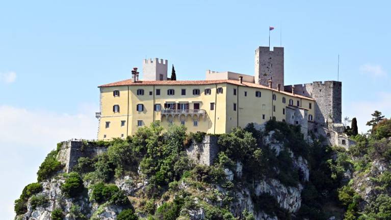 Jeffrey Epstein je pred 15 leti hotel kupiti Devinski grad