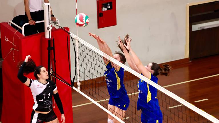 Blok Soče na tekmi proti Volley Clubu (TEDESCHI/FOTODAMJ@N)