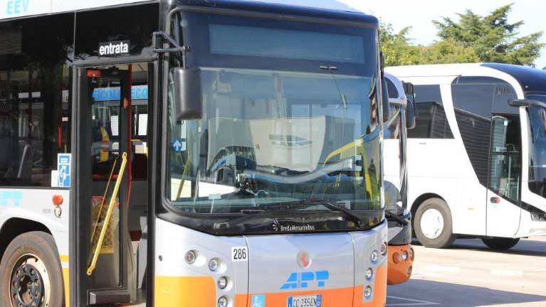 Na mestne avtobuse se vračajo varnostniki