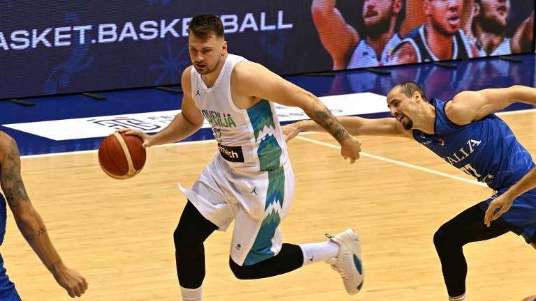 Slovenci s Francozi in Poljaki, Italijani pa s Španci in Grki