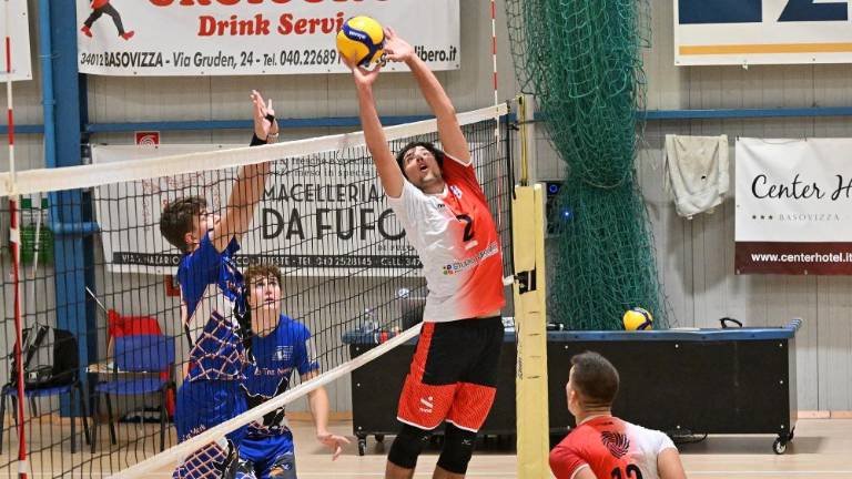 Poraz Soče, SloVolley in Zalet OK, druga zmaga Mavrice