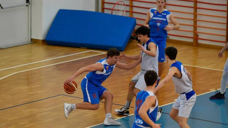 Na Stadionu 1. maja sodnika prekrižala načrte špekulantom