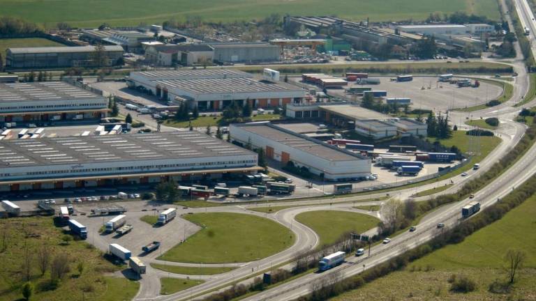 Z davčnimi olajšavami in omejeno birokracijo želijo priklicati nova podjetja